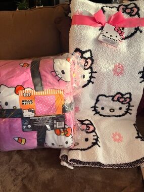 Hello Kitty Throw Blankets